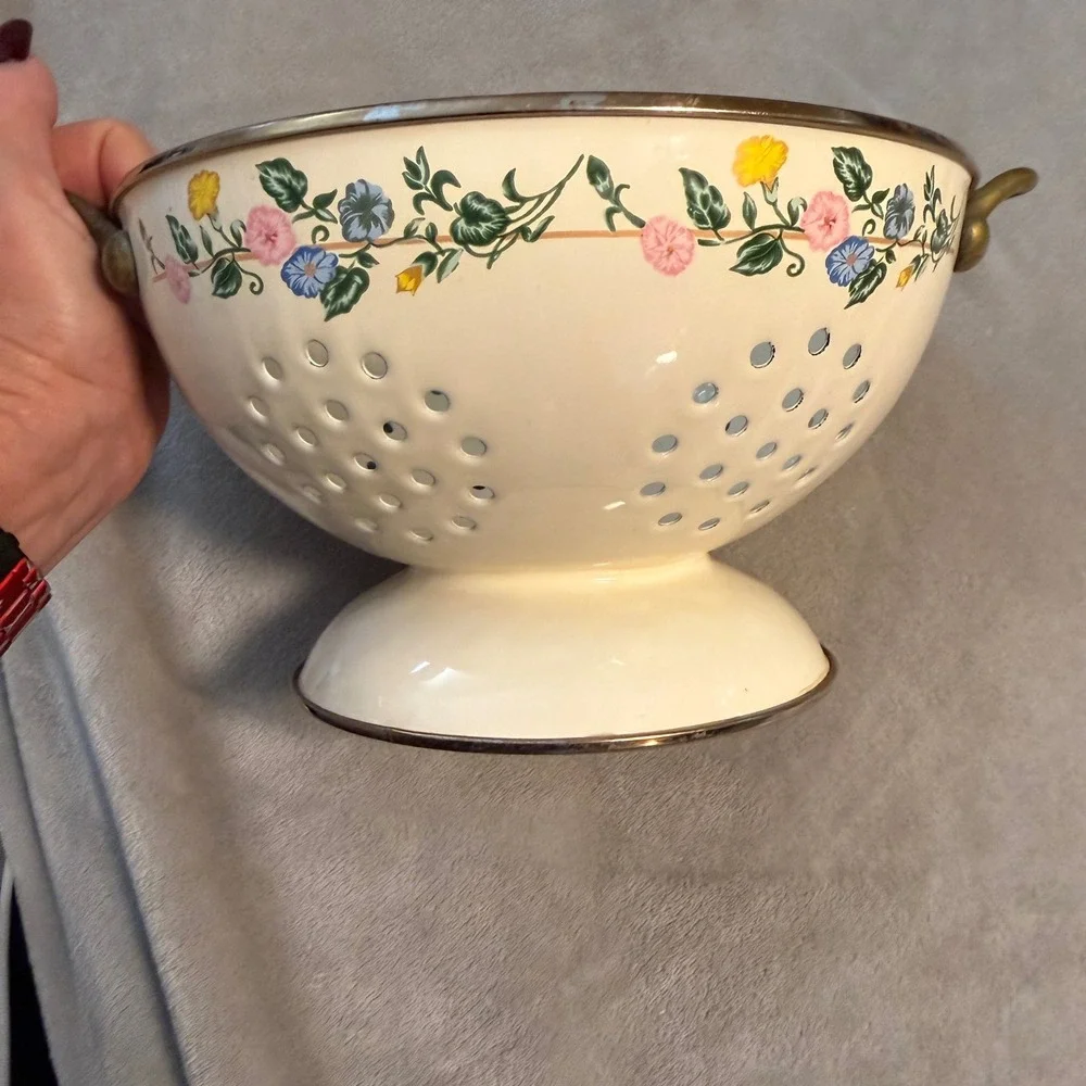 Vintage‎ Enamelware Pedestal Colander Floral French Country Cottagecore